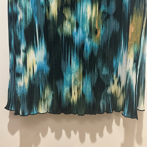 Future Collective Maxi Dress - Picture 2 of 6